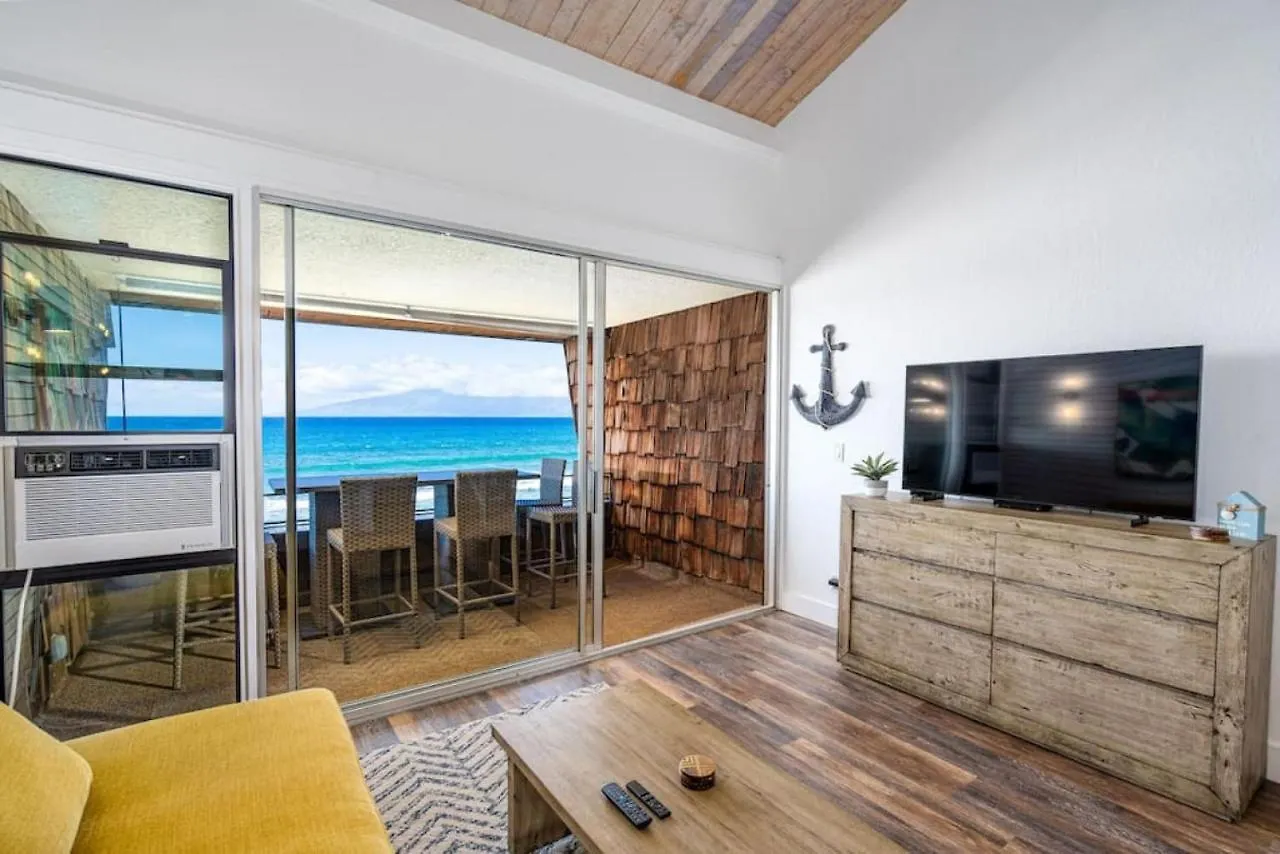 Modern-Rustic Beach Renovation Direct Oceanfront Penthouse Kahana